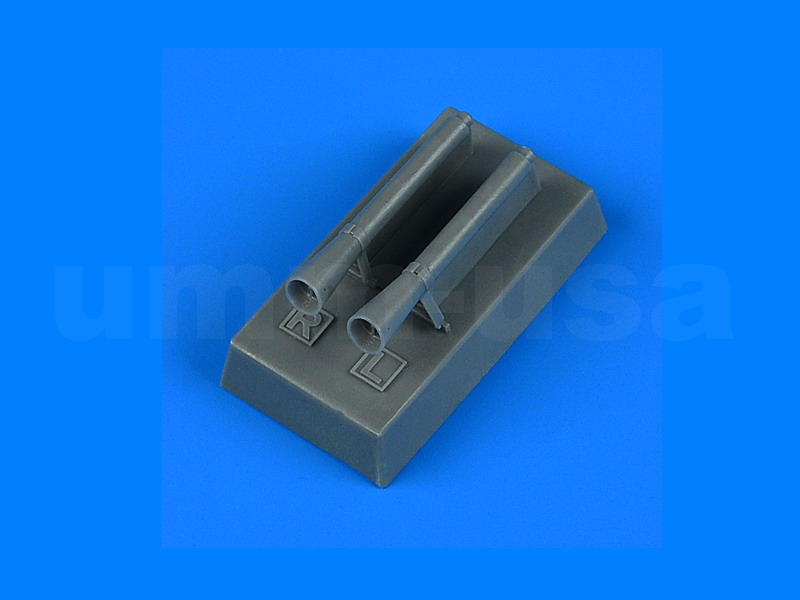 QB32261 Gloster Gladiator air intakes 1/32